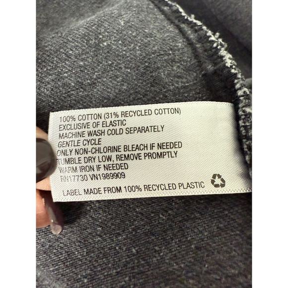 Elegant Black Midi Dress - Picture 8 of 9